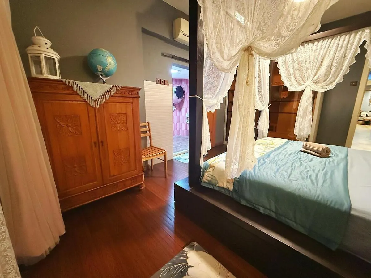 Bintang Nyonya Villa-A Self Designed Home Kuala Lumpur